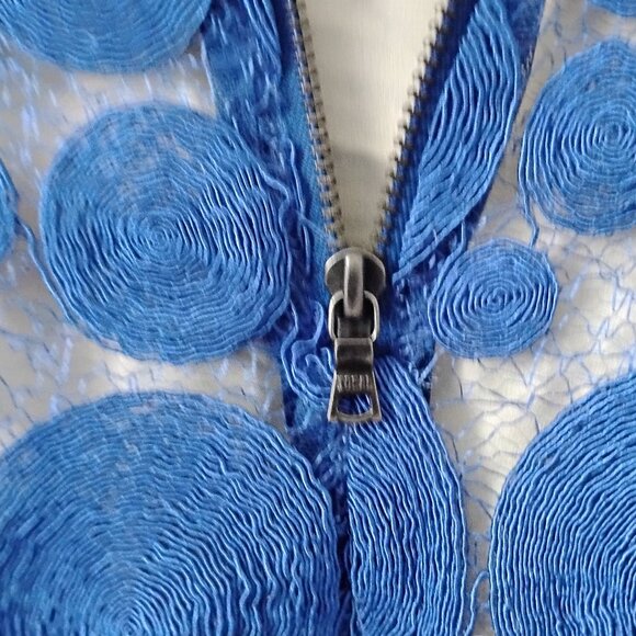 ❤️ALICE + OLIVIA Blue Dot Lace Shift Dress - Size 6 - Picture 8 of 8